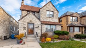How to Choose the Right Main Line Community for Your Family