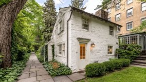How to Boost Curb Appeal for a Faster Chester County Home Sale